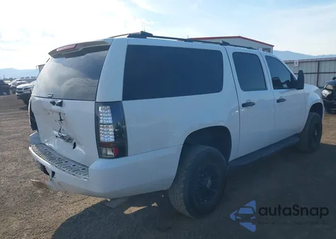 2011 Chevrolet Suburban 2500 Ls z USA, uszkodzony, nr VIN 1GNWKLEG5BR151353
